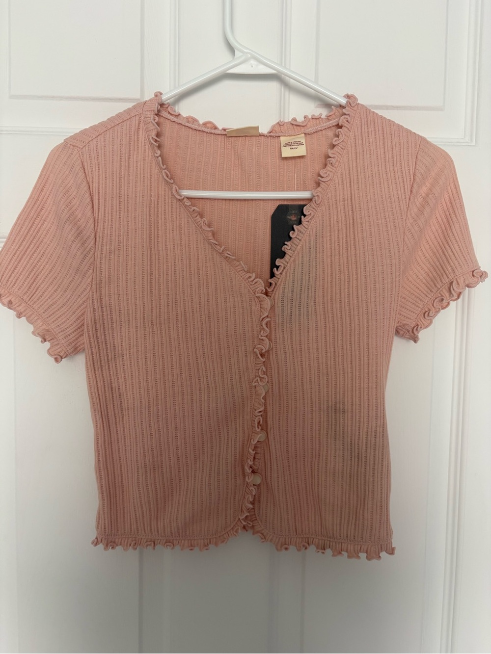 Levi's Light Pink Ruffle-Trim Ribbed Button Top - Picture 2 of 5